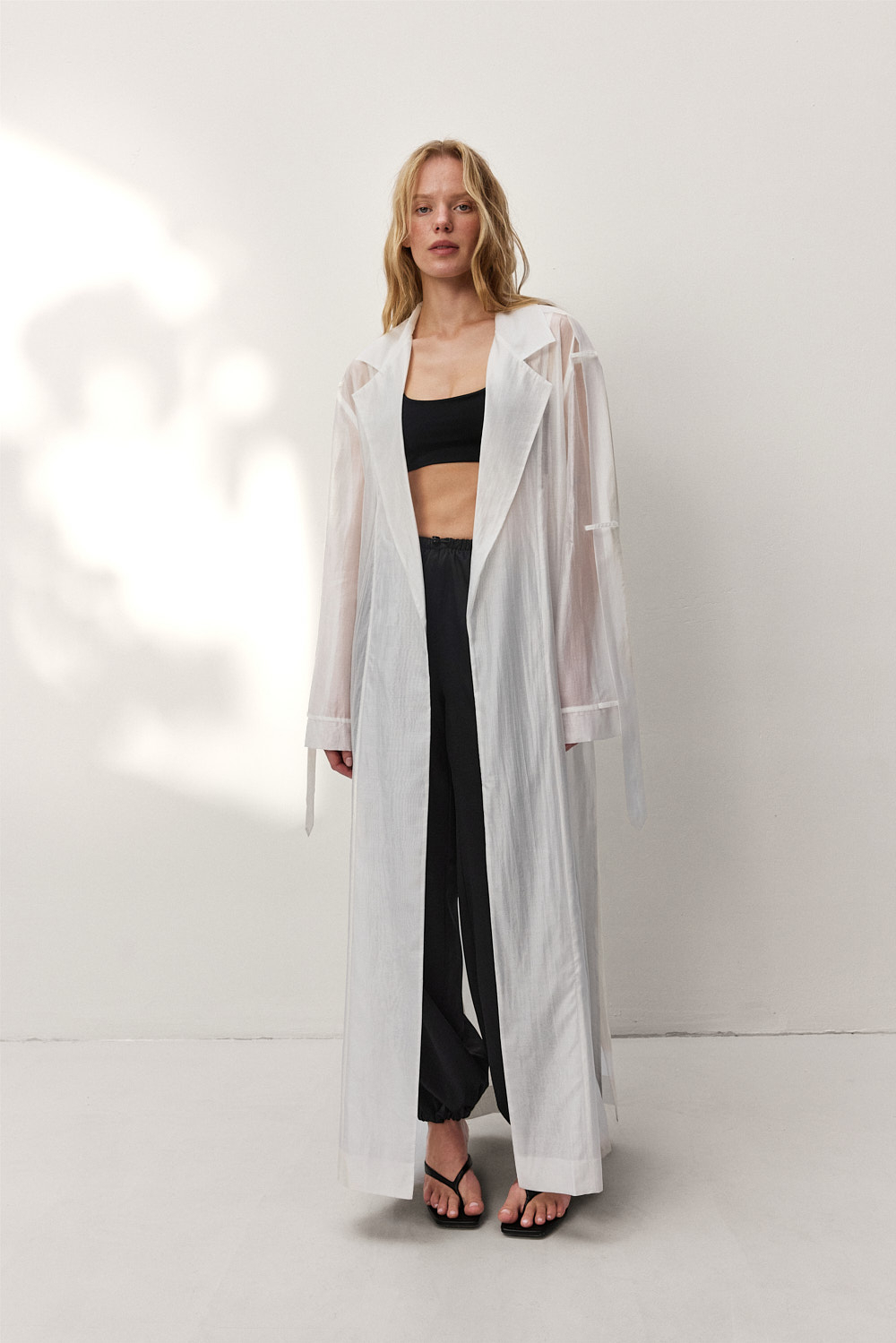 Trench Coat Formal - Laur 2026 Kadın Yaka Detaylı Şeffaf